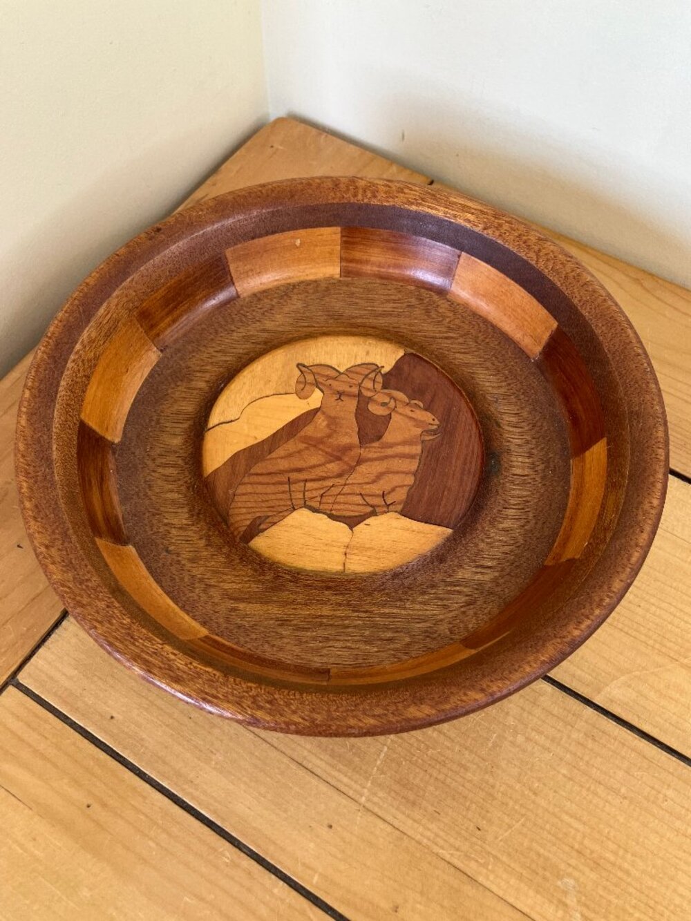 Bighorn Sheep Handmade Wood Round Bowl Wildlife Marquetry Design 8.75"